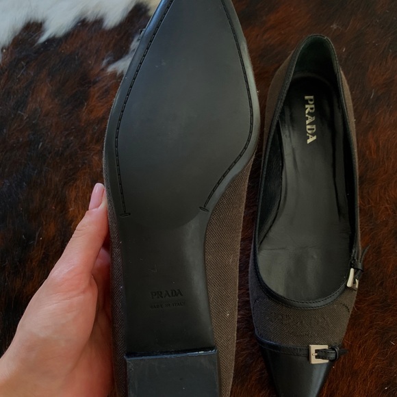 Prada flats - Picture 3 of 4